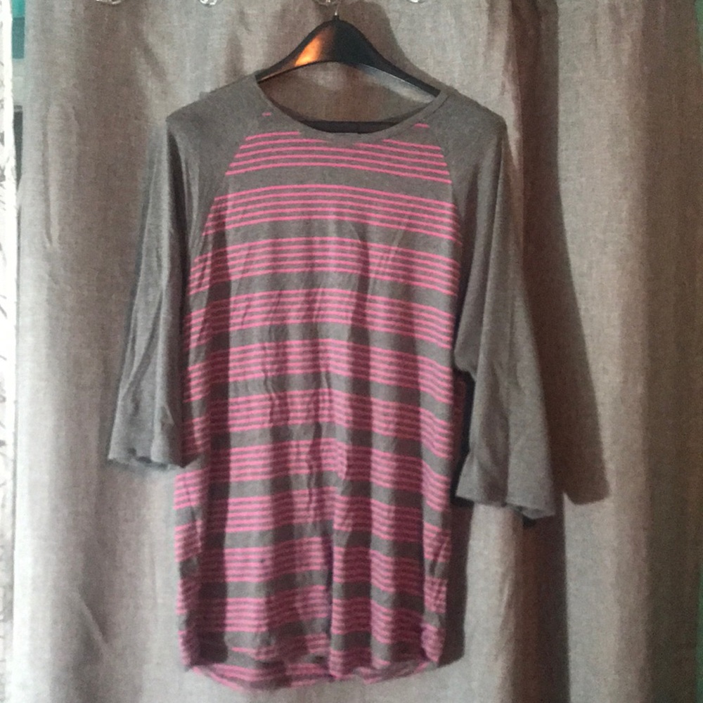 Gray and Pink Randy